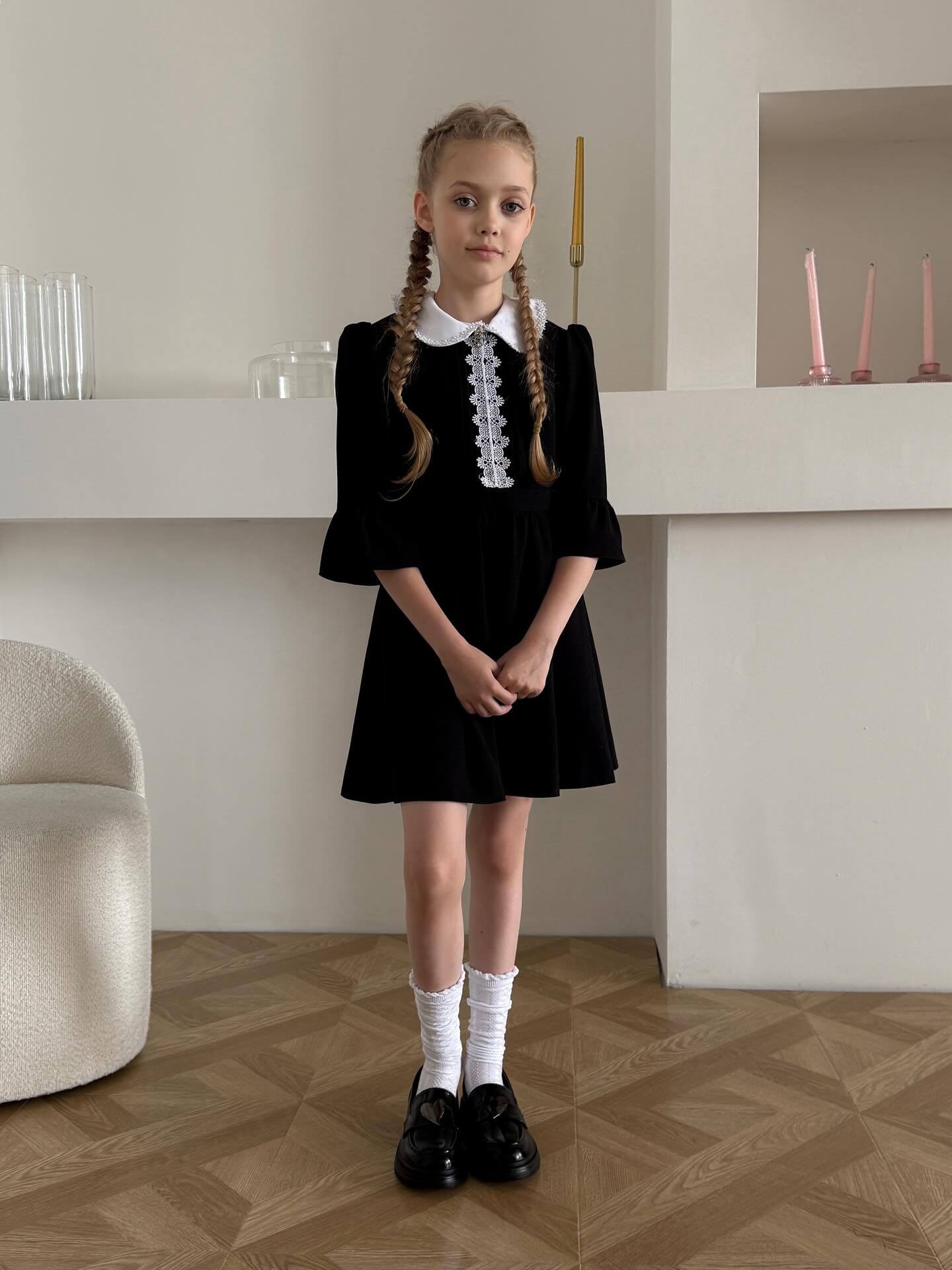 Школьное платье для девочки «Классика» с кружевным воротником