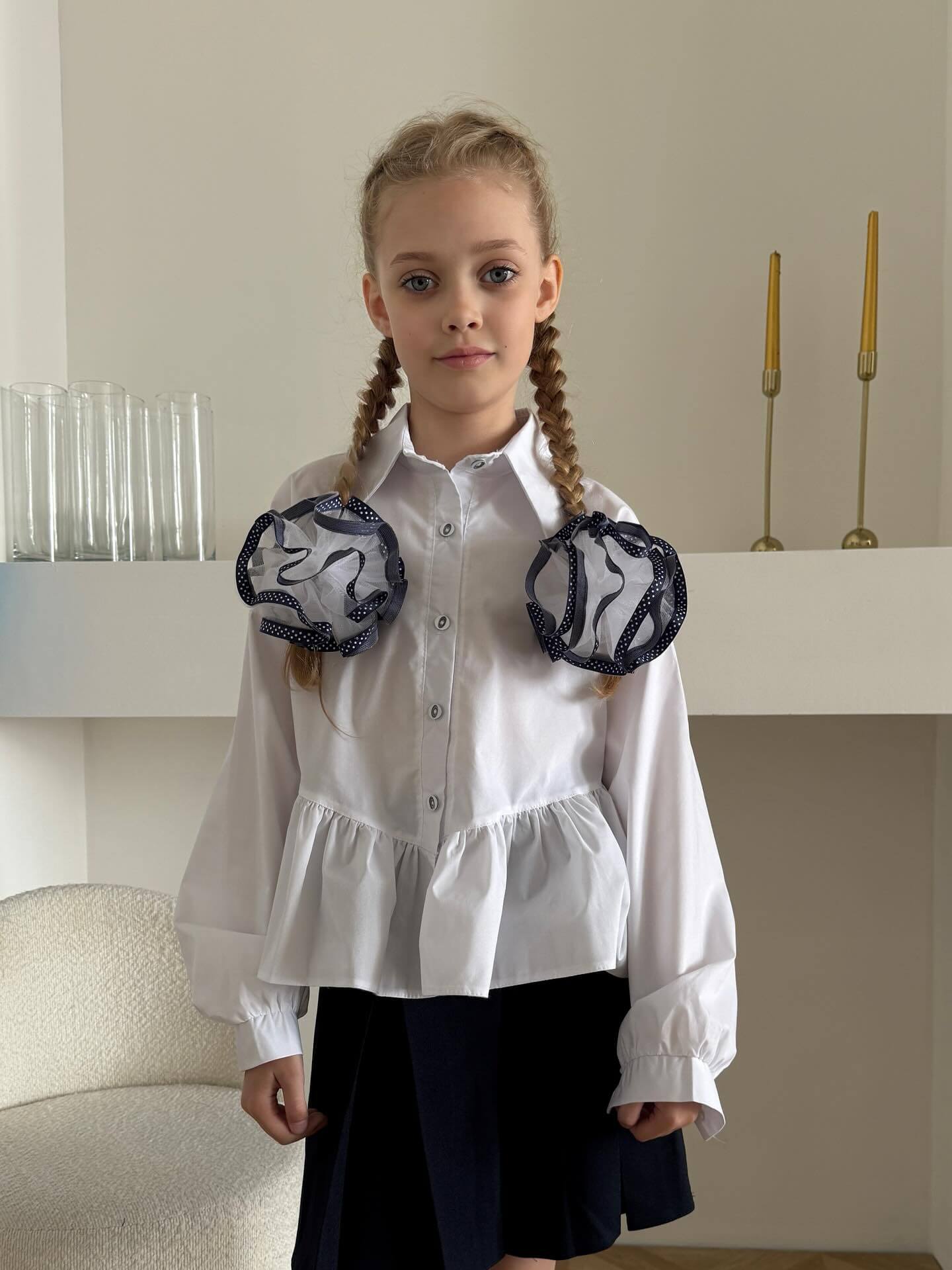 Школьная блузка с воланами