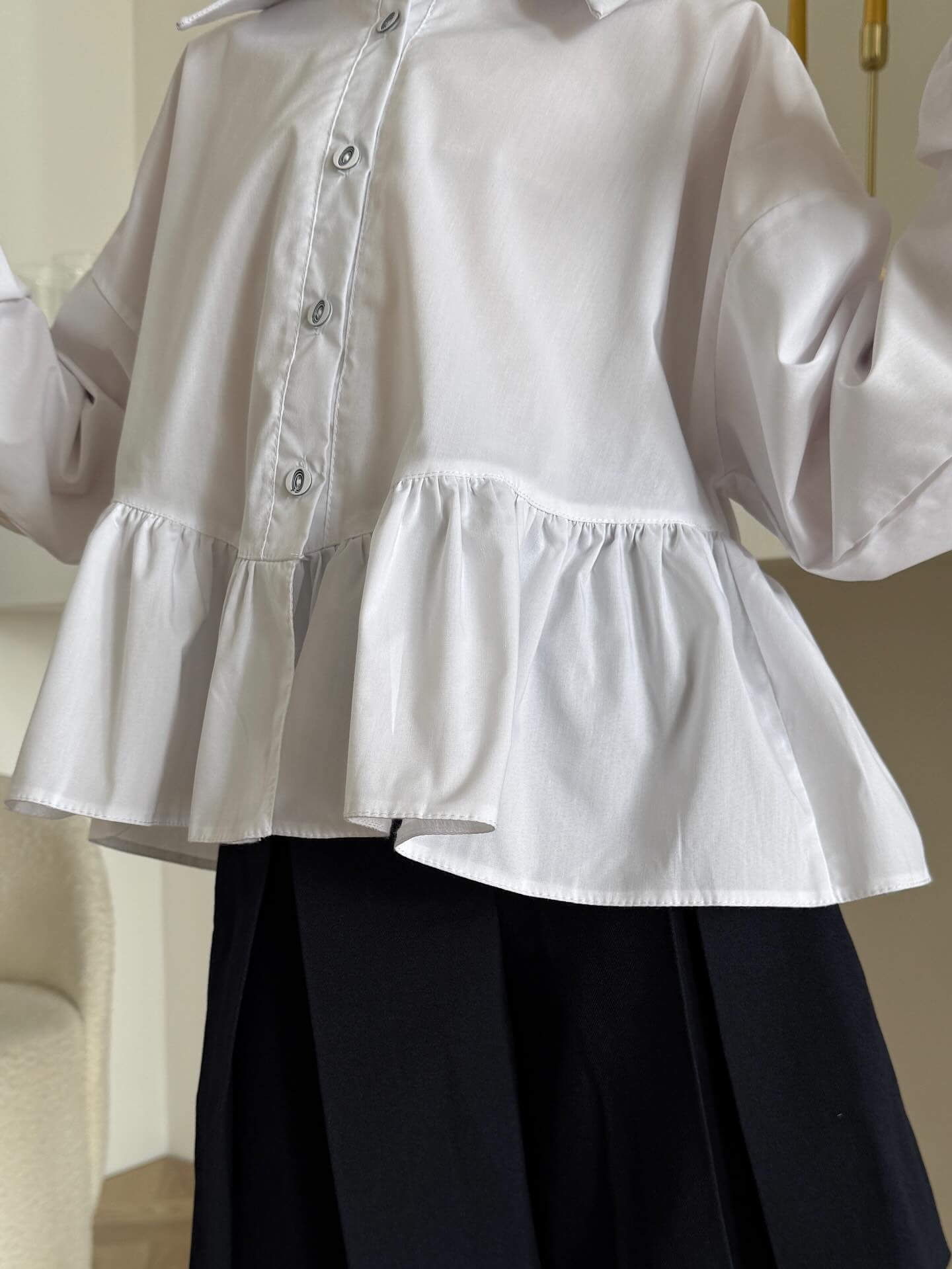 Школьная блузка с воланами